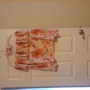 Women's blouse by ChicMe. Overlay pleated top. Print out.  Size M